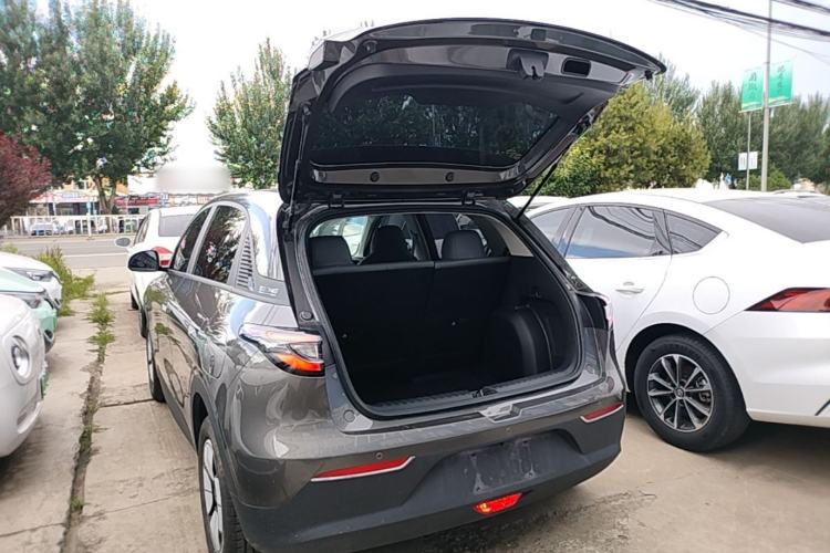 Used Geely Galaxy Geome 2025 310km Youth Edition Trunk