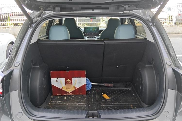 Used Geely Galaxy Geome 2025 310km Dream Edition Trunk