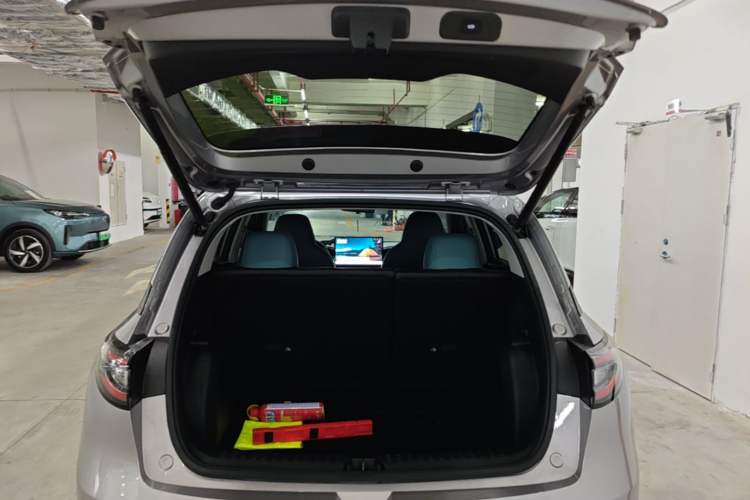 Used Geely Galaxy Geome 2025 310km Dream Edition Trunk