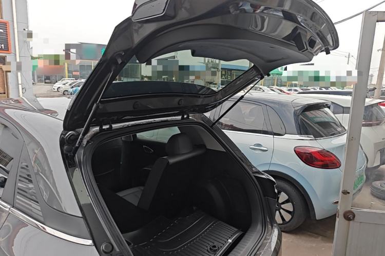 Used Geely Galaxy Geome 2025 310km Youth Edition Trunk