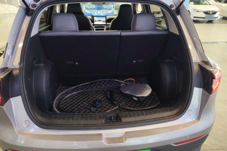 Used Geely Galaxy Geome 2025 410 km Free Version Trunk