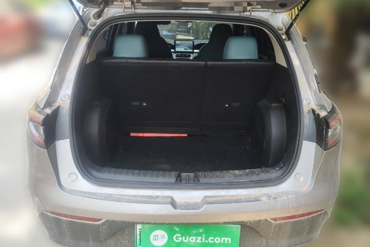 Used Geely Galaxy Geome 2025 310km Youth Edition Trunk