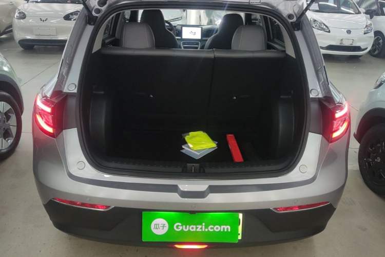 Used Geely Galaxy Geome 2025 310km Youth Edition Trunk