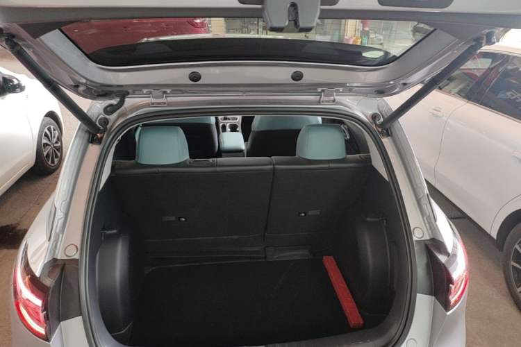 Used Geely Galaxy Geome 2025 310km Dream Edition Trunk