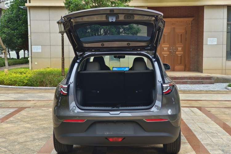 Used Geely Galaxy Geome 2025 310km Dream Edition Trunk
