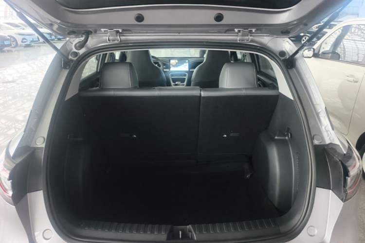 Used Geely Galaxy Geome 2025 410 km Free Version Trunk