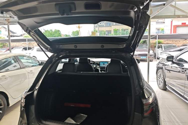 Used Geely Galaxy Geome 2025 310km Youth Edition Trunk