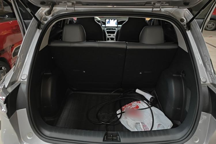 Used Geely Galaxy Geome 2025 310km Youth Edition Trunk