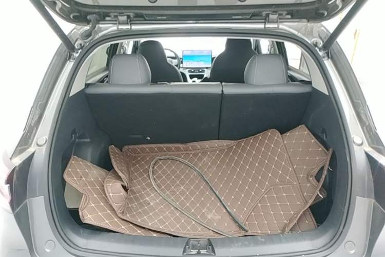 Used Geely Galaxy Geome 2025 310km Dream Edition Trunk