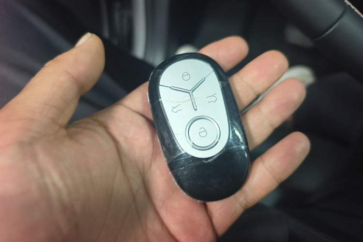 Used Geely Galaxy Geome 2025 310km Youth Edition Vehicle Key