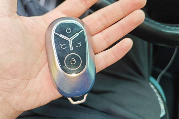 Used Geely Galaxy Geome 2025 310km Dream Edition Vehicle Key