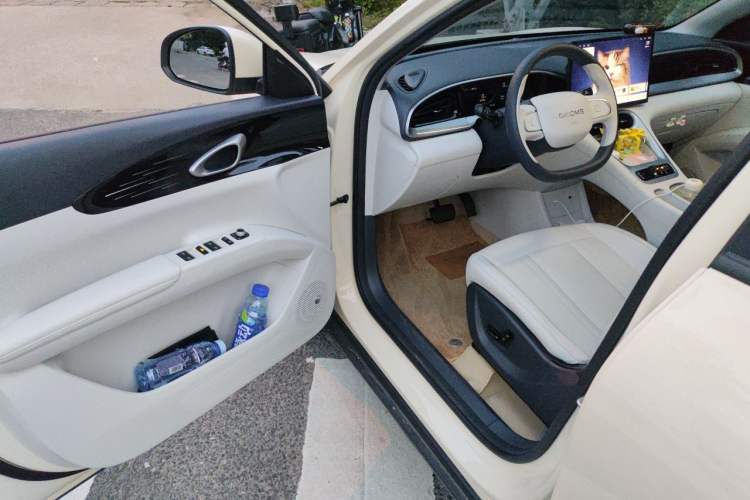 Used Geely Galaxy Geome 2025 310km Youth Edition Driver Seat