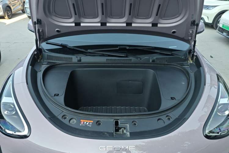 Used Geely Galaxy Geome 2025 310km Youth Edition Engine Bay