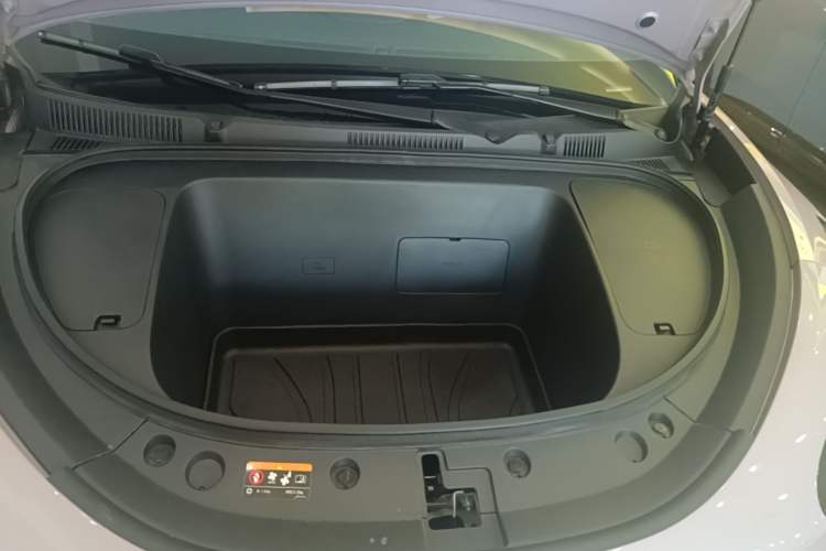 Used Geely Galaxy Geome 2025 310km Dream Edition Engine Bay