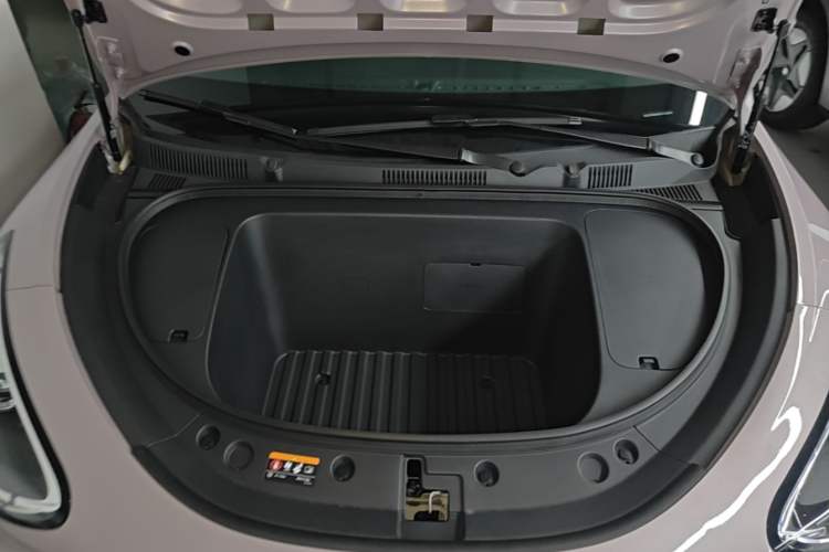 Used Geely Galaxy Geome 2025 310km Youth Edition Engine Bay
