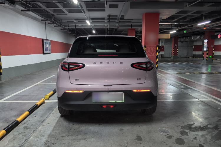 Used Geely Galaxy Geome 2025 UP 410km Exploration Edition Exterior 4