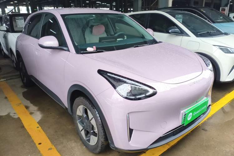 Used Geely Galaxy Geome 2025 UP 410km Exploration Edition Front Right 45 Deg