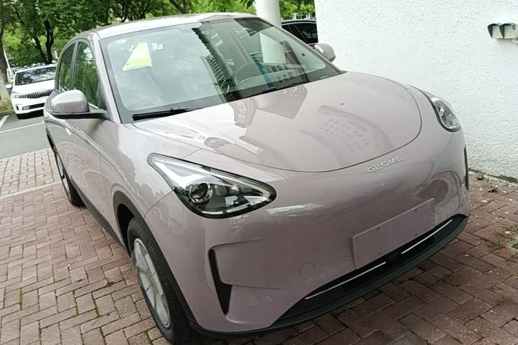 Used Geely Galaxy Geome 2025 310km Youth Edition Front Right 45 Deg