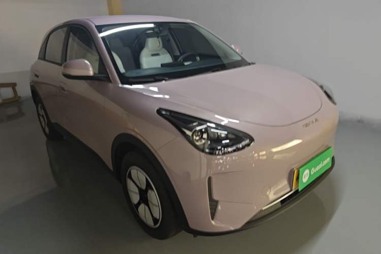 Used Geely Galaxy Geome 2025 310km Youth Edition Front Right 45 Deg