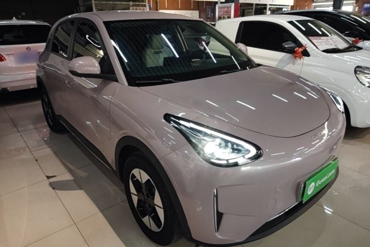 Used Geely Galaxy Geome 2025 UP 410km Exploration Edition Front Right 45 Deg