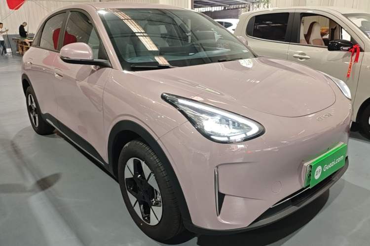 Used Geely Galaxy Geome 2025 310km Dream Edition Front Right 45 Deg