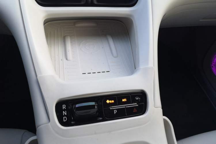 Used Geely Galaxy Geome 2025 UP 410km Exploration+ Edition Gear Lever