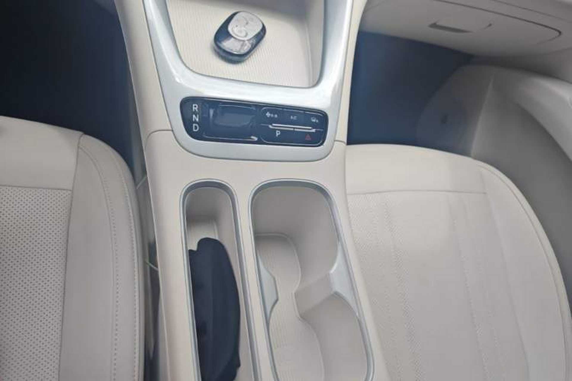 Used Geely Galaxy Geome 2025 310km Youth Edition Gear Lever