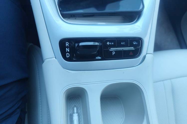 Used Geely Galaxy Geome 2025 310km Youth Edition Gear Lever