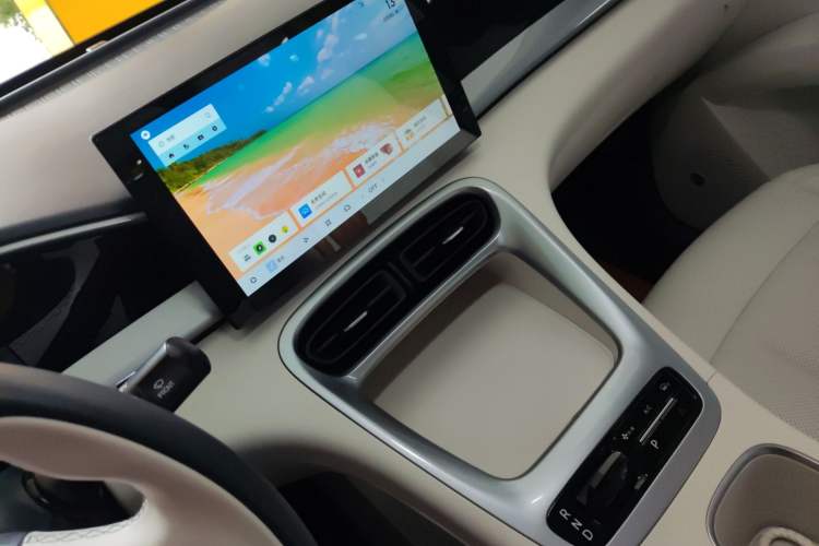 Used Geely Galaxy Geome 2025 310km Youth Edition Audio And AC Panel