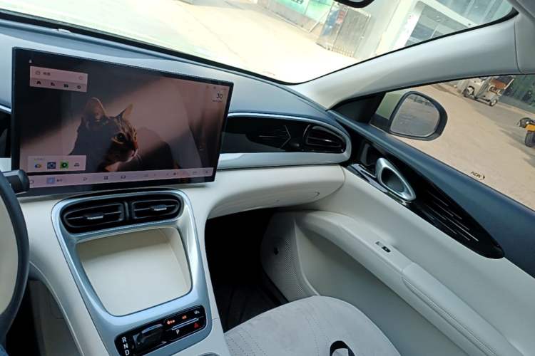 Used Geely Galaxy Geome 2025 UP 410km Exploration Edition Audio And AC Panel