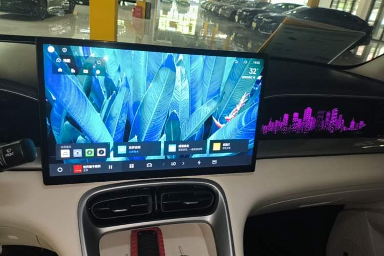 Used Geely Galaxy Geome 2025 UP 410km Exploration+ Edition Audio And AC Panel