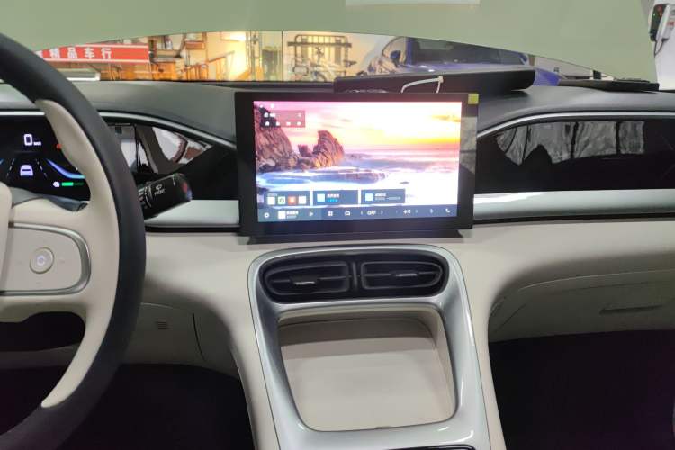 Used Geely Galaxy Geome 2025 310km Youth Edition Audio And AC Panel