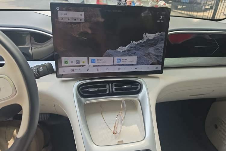 Used Geely Galaxy Geome 2025 UP 410km Exploration Edition Audio And AC Panel