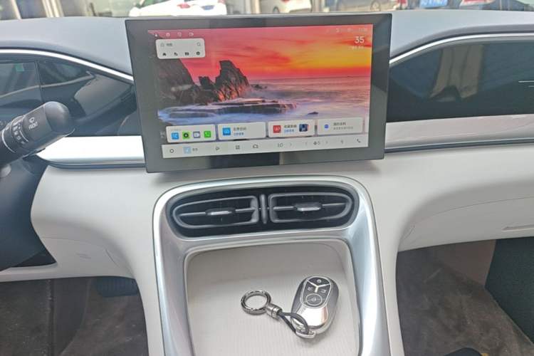 Used Geely Galaxy Geome 2025 310km Youth Edition Audio And AC Panel