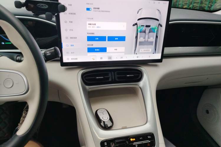 Used Geely Galaxy Geome 2025 310km Dream Edition Audio And AC Panel