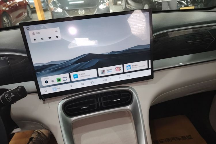 Used Geely Galaxy Geome 2025 410 km Free Version Audio And AC Panel
