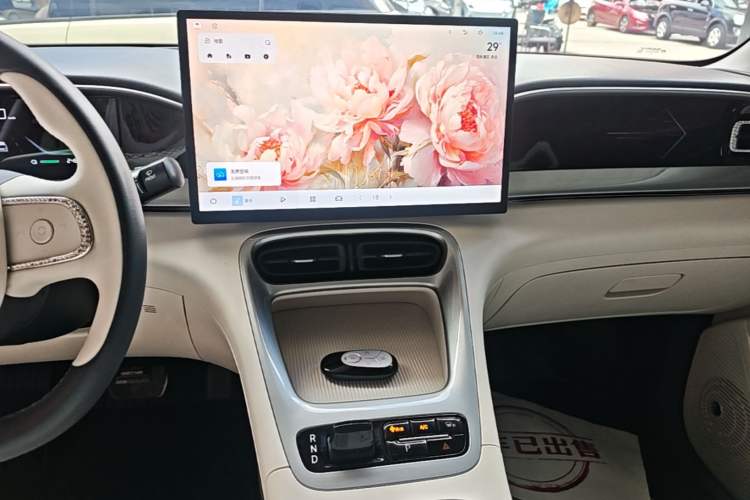 Used Geely Galaxy Geome 2025 310km Dream Edition Audio And AC Panel