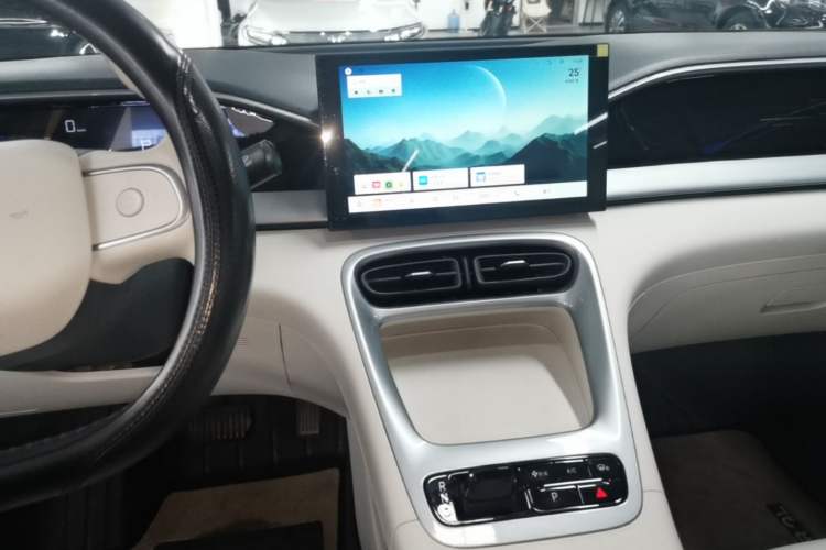 Used Geely Galaxy Geome 2025 310km Youth Edition Audio And AC Panel