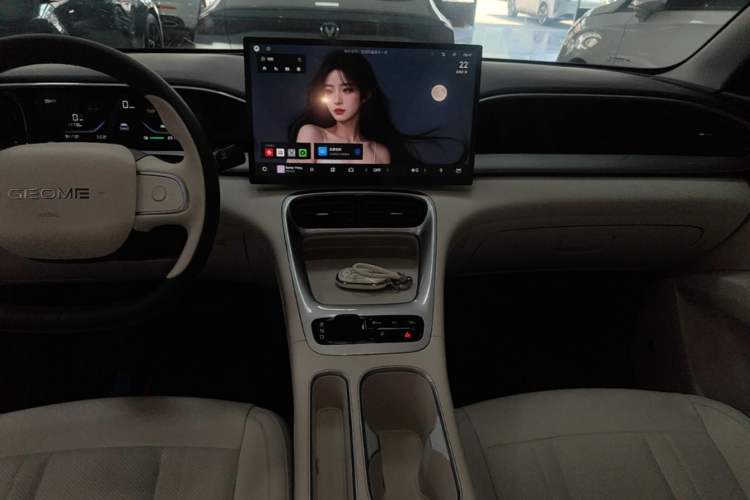 Used Geely Galaxy Geome 2025 310km Dream Edition Audio And AC Panel