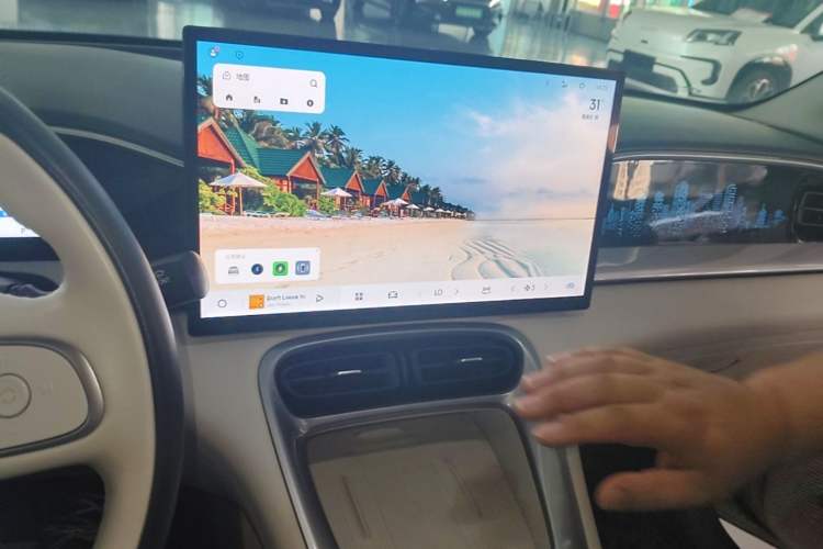Used Geely Galaxy Geome 2025 UP 410km Exploration+ Edition Audio And AC Panel
