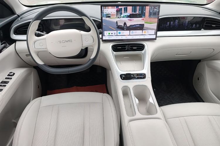 Used Geely Galaxy Geome 2025 UP 410km Exploration+ Edition Center Console