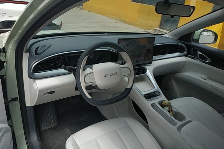 Used Geely Galaxy Geome 2025 310km Dream Edition Center Console