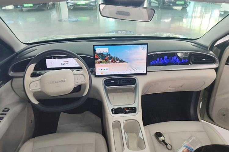 Used Geely Galaxy Geome 2025 UP 410km Exploration+ Edition Center Console