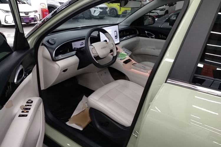 Used Geely Galaxy Geome 2025 UP 410km Exploration+ Edition Driver Seat
