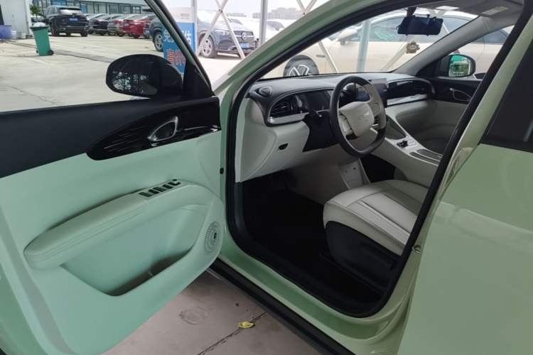 Used Geely Galaxy Geome 2025 310km Youth Edition Driver Seat