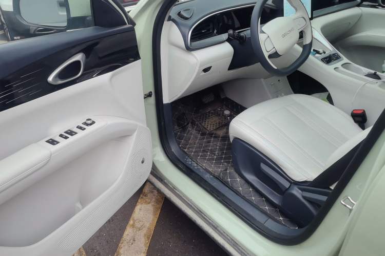 Used Geely Galaxy Geome 2025 310km Youth Edition Driver Seat