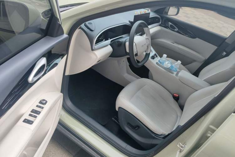 Used Geely Galaxy Geome 2025 UP 410km Exploration Edition Driver Seat