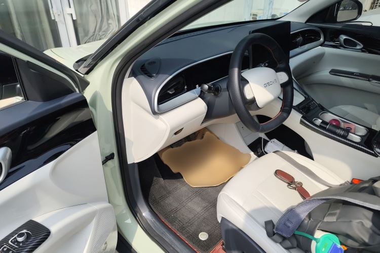 Used Geely Galaxy Geome 2025 UP 410km Exploration Edition Driver Seat
