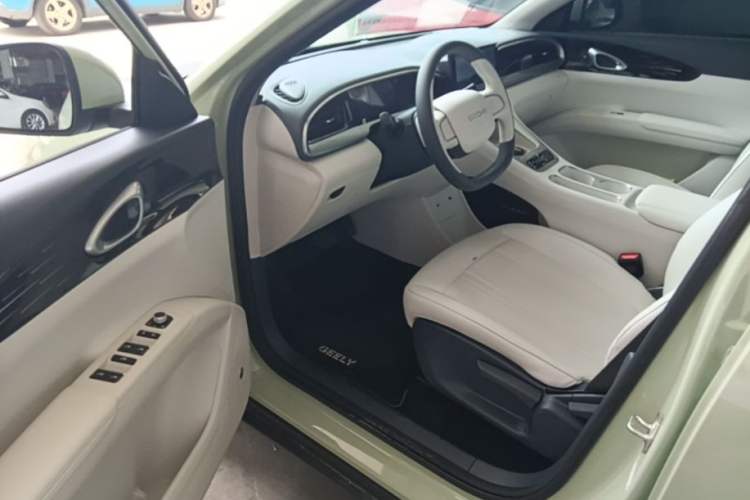Used Geely Galaxy Geome 2025 310km Youth Edition Driver Seat