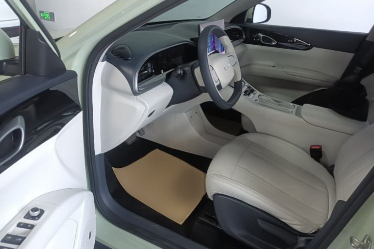 Used Geely Galaxy Geome 2025 310km Dream Edition Driver Seat